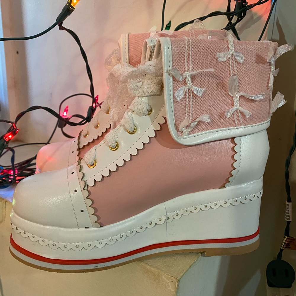Brand new !! cute Lolita cosplay ankle boots for girls size 5. New without tags